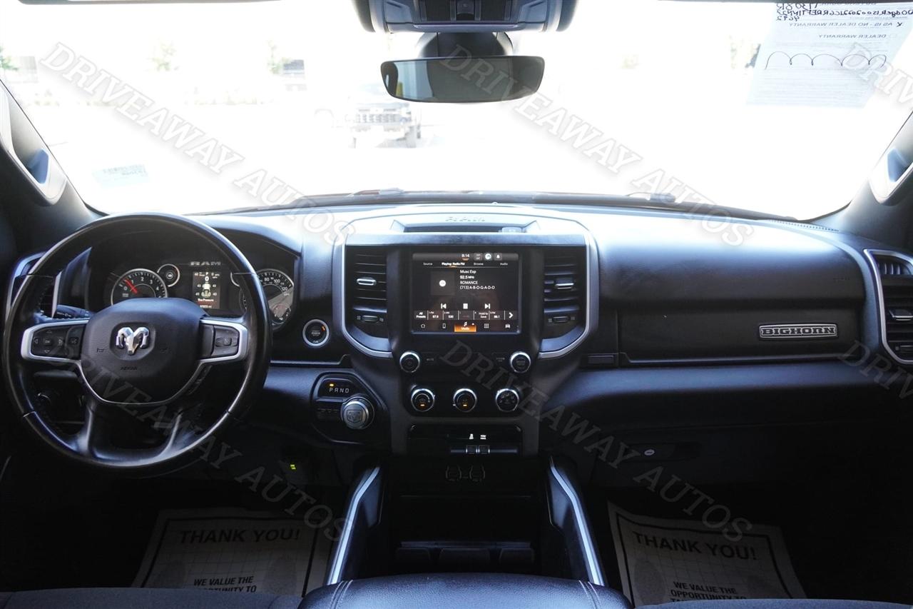 RAM 1500 Big Horn 4x2 Crew Cab 5'7" Box 2022