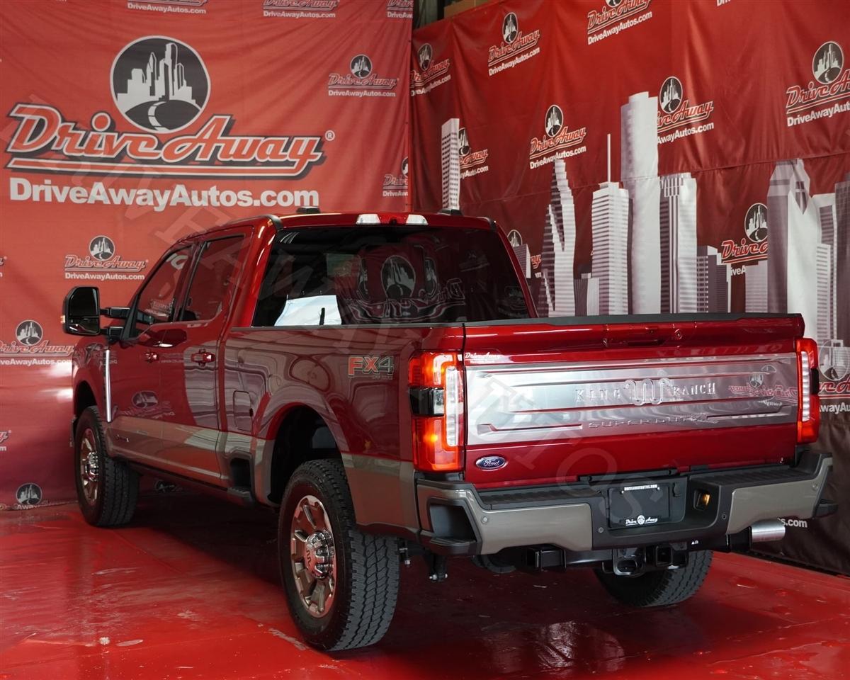 Ford Super Duty F-250 SRW King Ranch 4WD Crew Cab 8' Box 2026