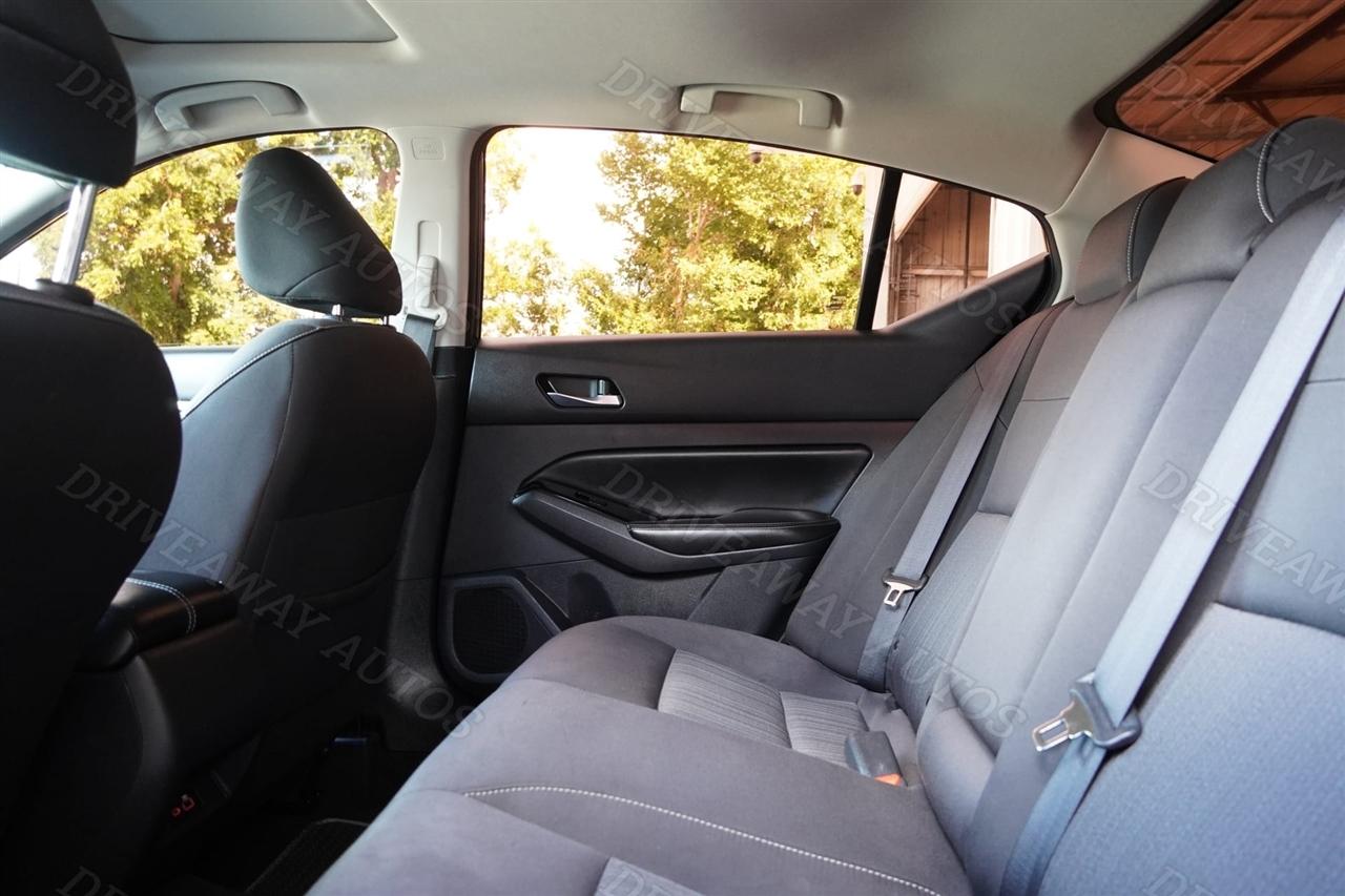 Nissan Altima 2.5 SV Sedan 2022