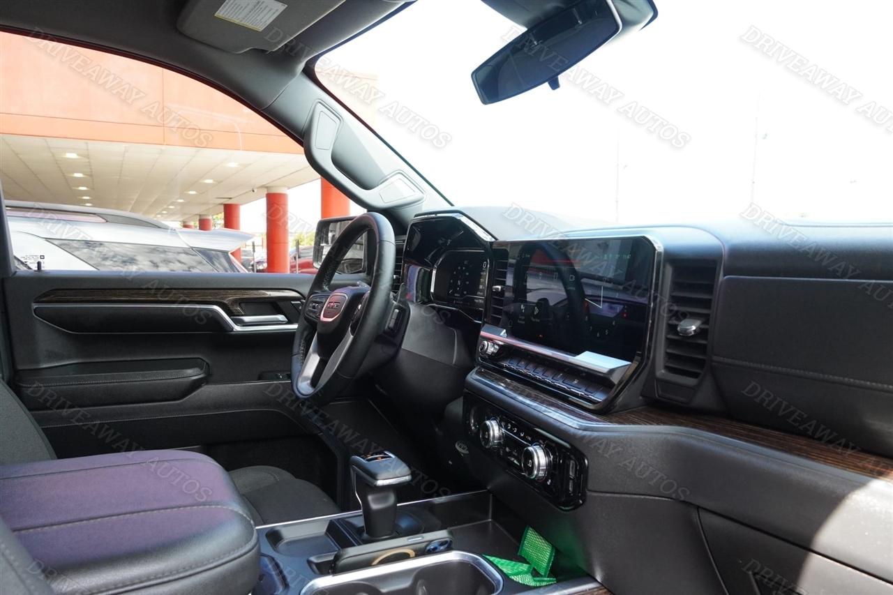 GMC Sierra 1500 4WD Crew Cab 147" Elevation w/3SB 2024