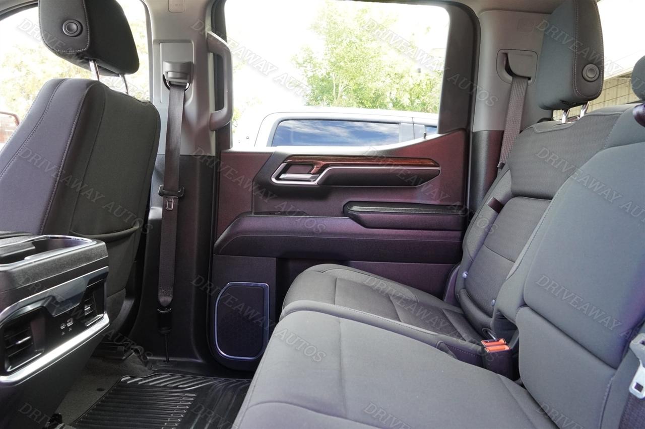 GMC Sierra 1500 4WD Crew Cab 147" Elevation w/3SB 2024