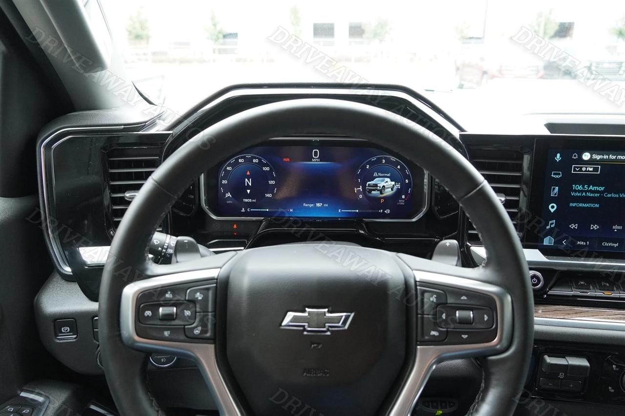Chevrolet Silverado 1500 4WD Crew Cab 147" LT Trail Boss 2026