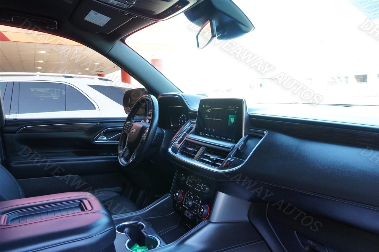 Chevrolet Suburban 4WD 4dr LT 2023