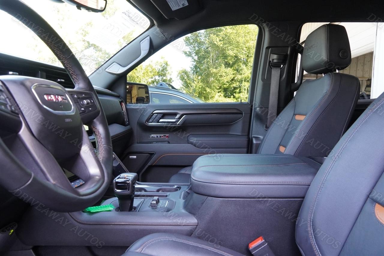 GMC Sierra 1500 4WD Crew Cab 147" AT4 2026