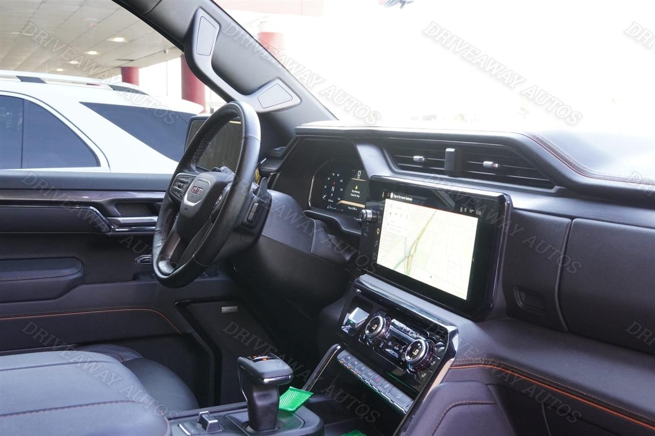 GMC Sierra 1500 4WD Crew Cab 147" AT4 2026