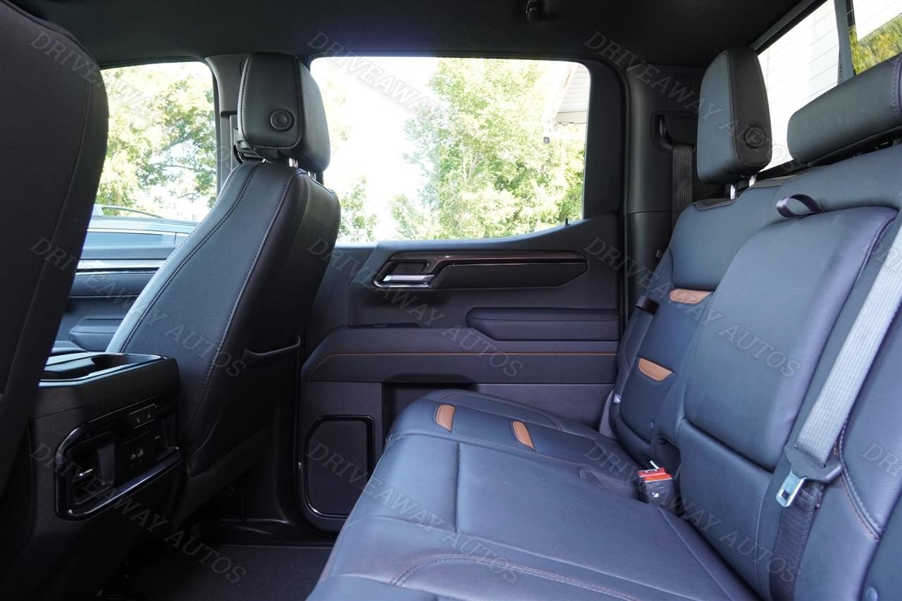 GMC Sierra 1500 4WD Crew Cab 147" AT4 2026