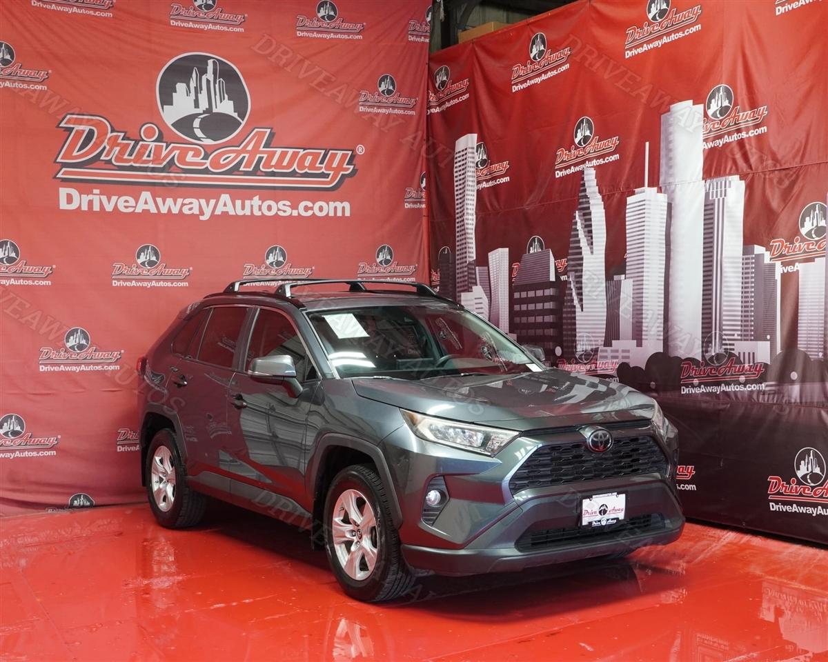 2019 Toyota RAV4 XLE FWD (Natl)