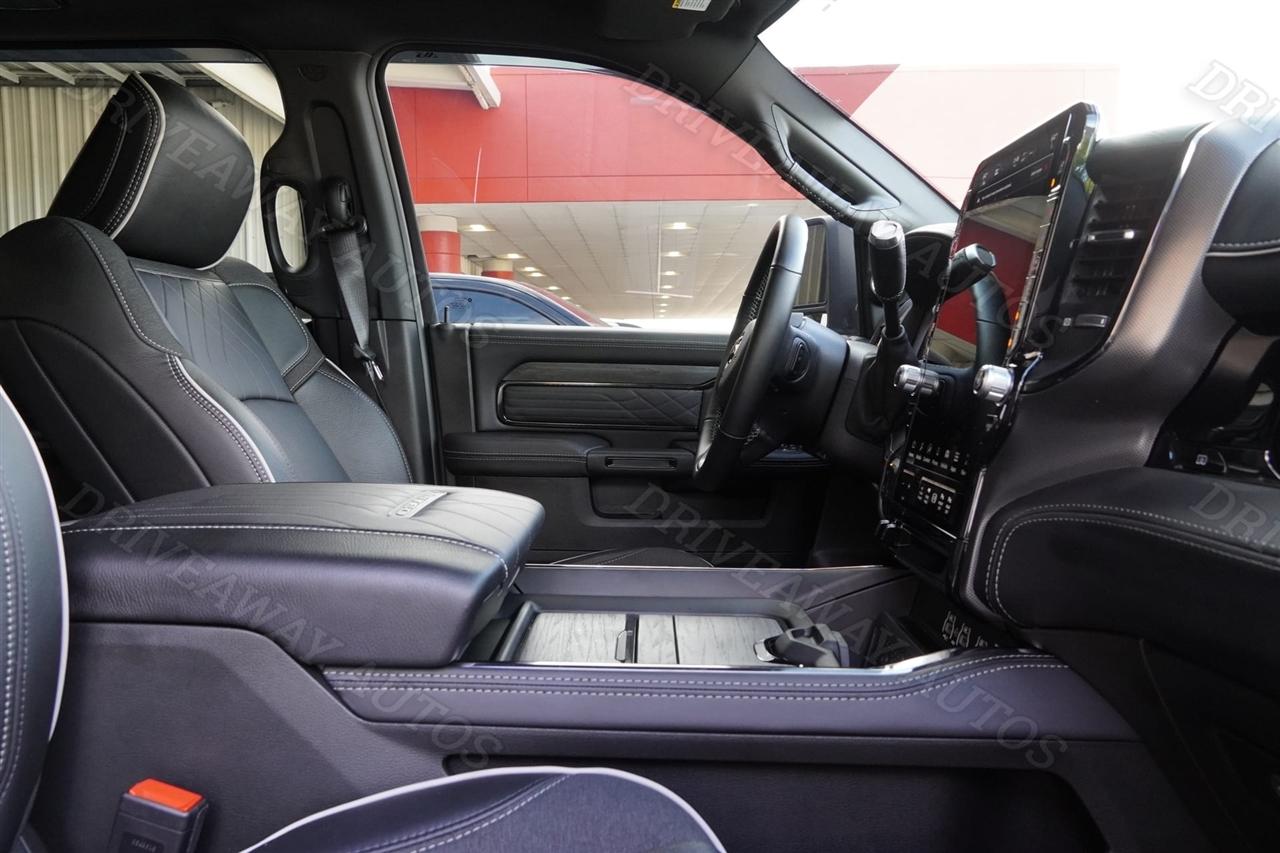 RAM 2500 Limited 4x4 Mega Cab 6'4" Box 2026
