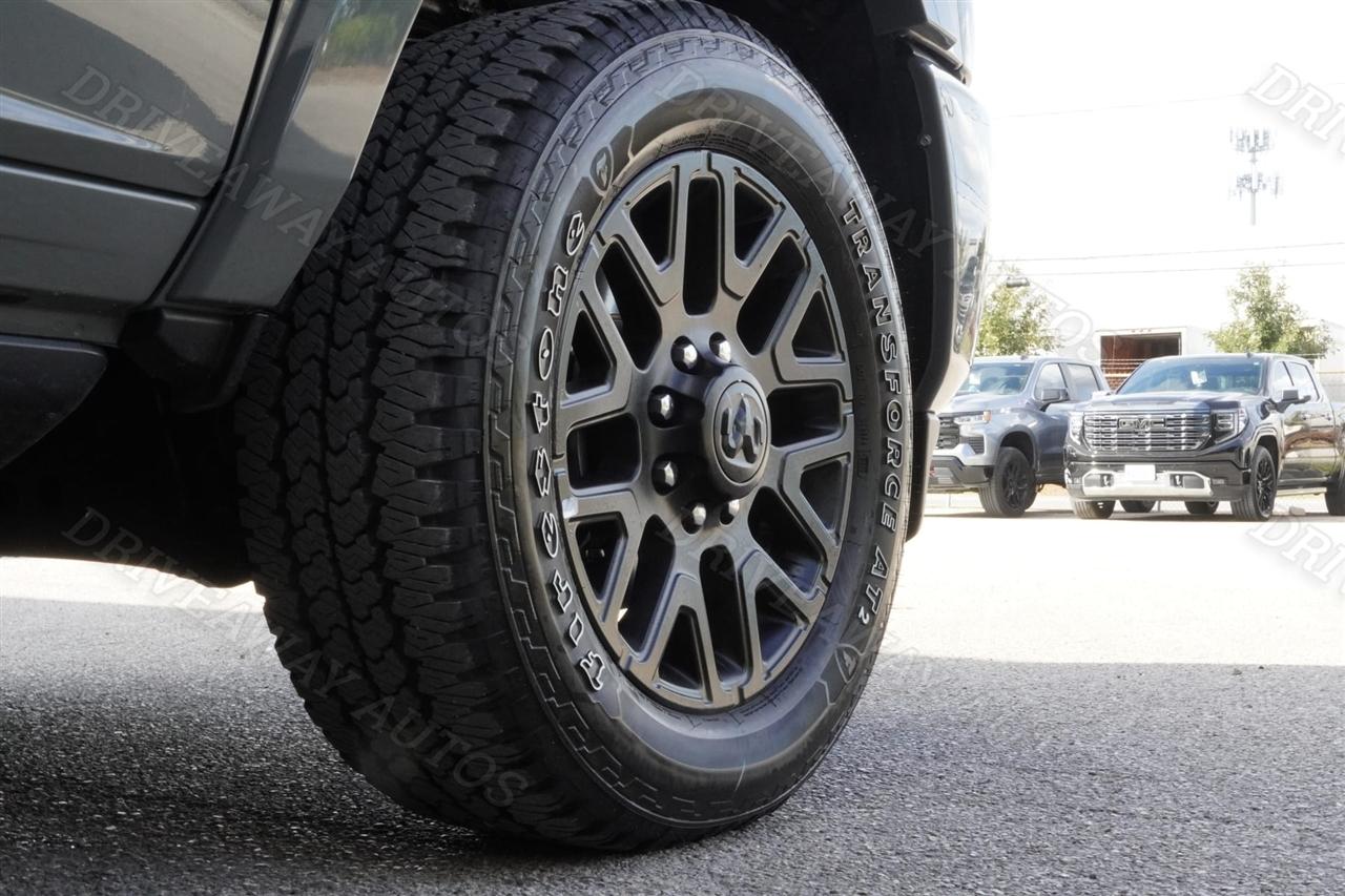 RAM 2500 Limited 4x4 Mega Cab 6'4" Box 2026
