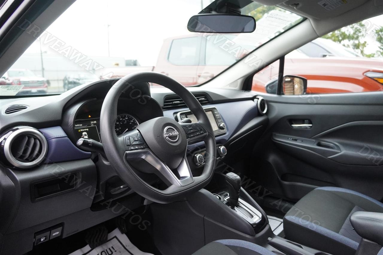Nissan Versa SV CVT 2024