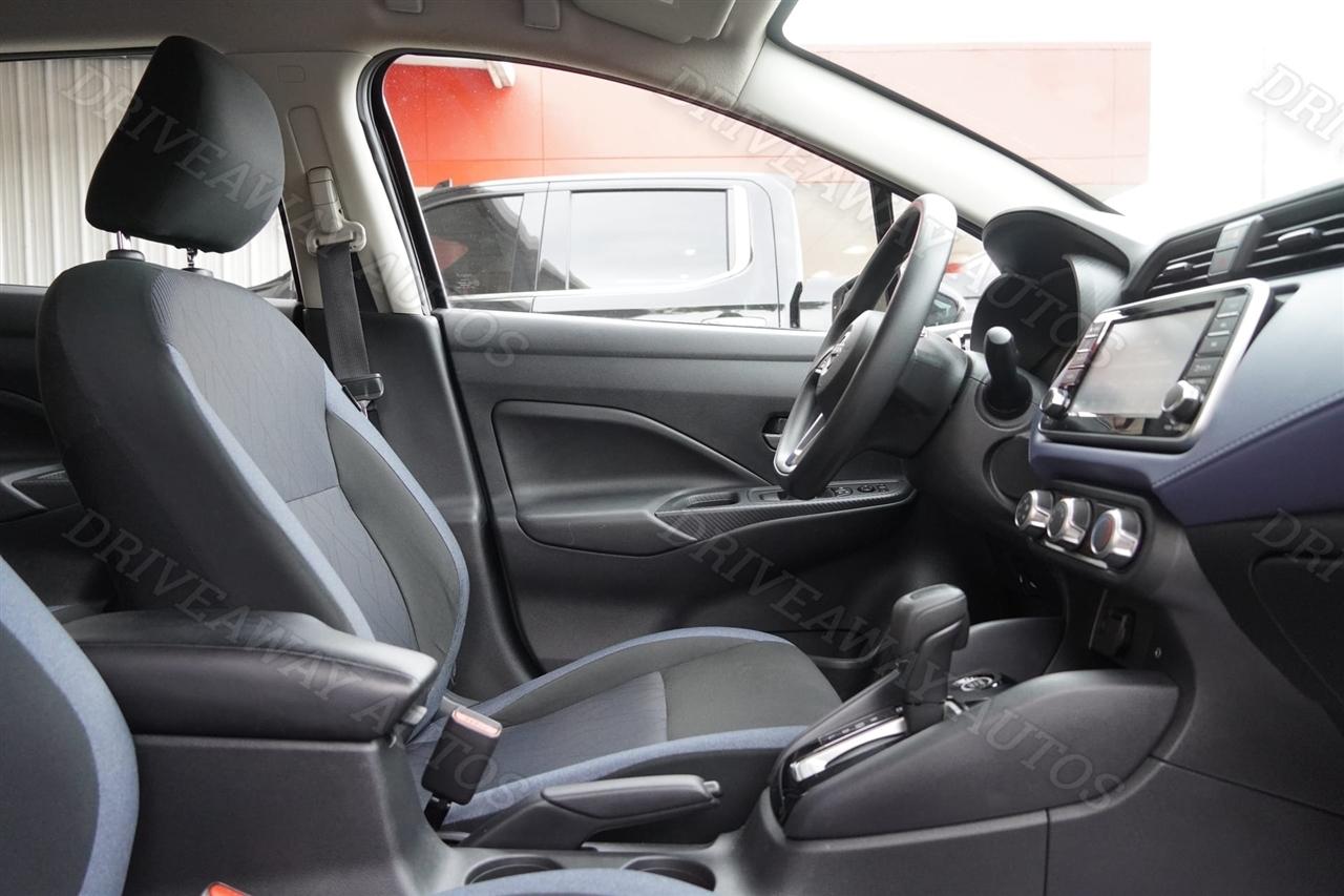Nissan Versa SV CVT 2024