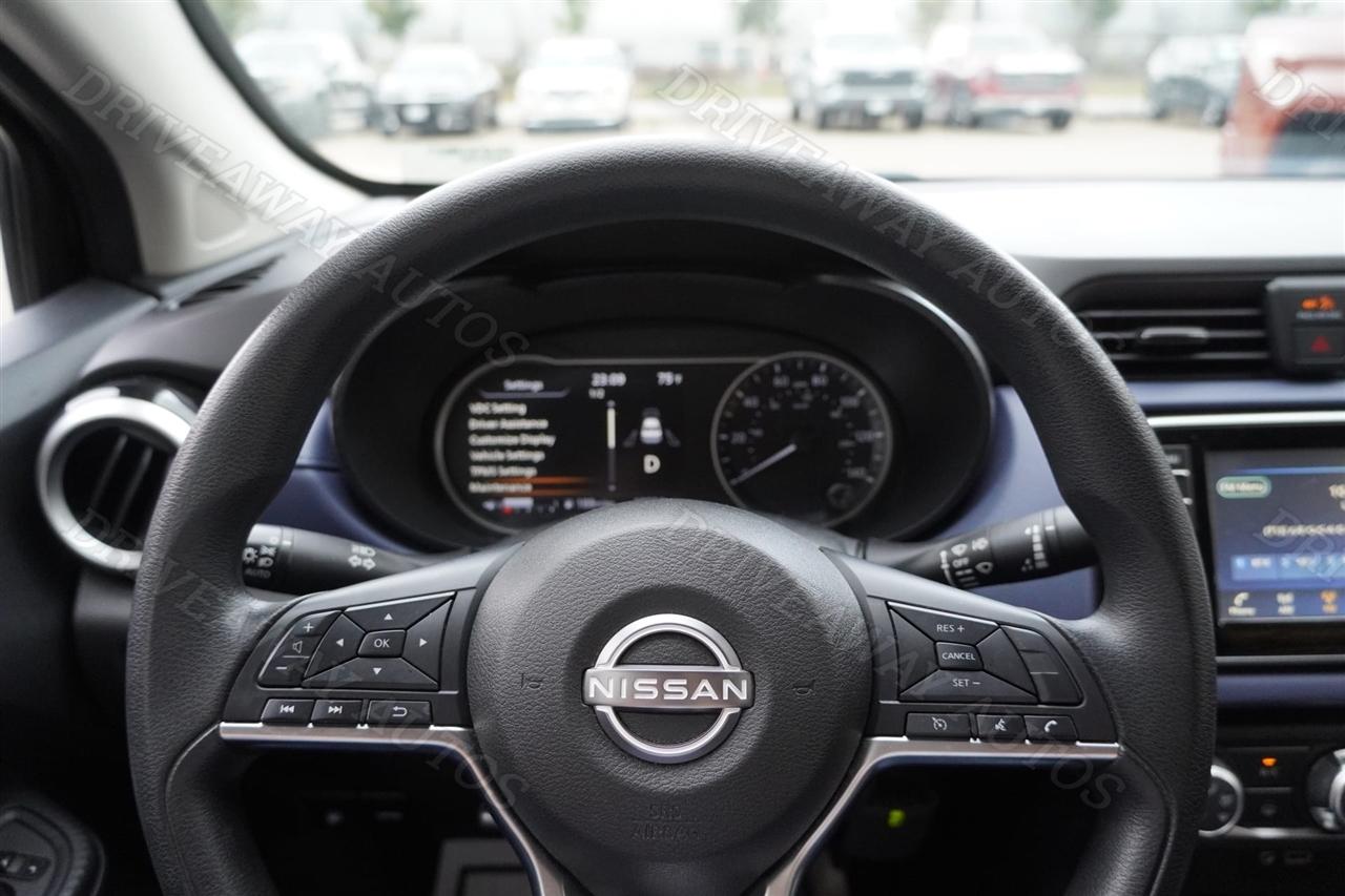 Nissan Versa SV CVT 2024