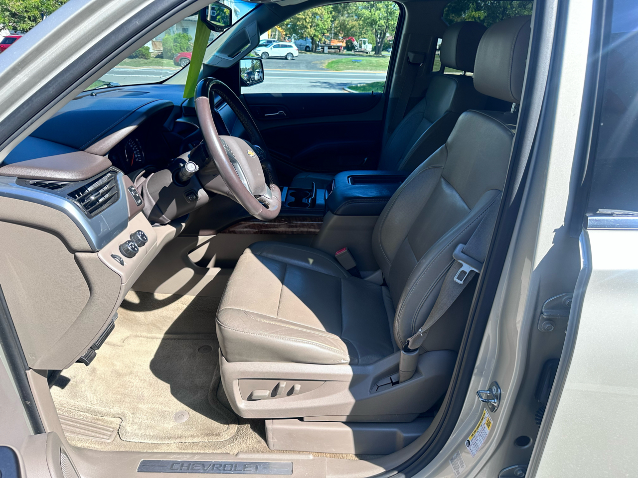 Chevrolet Suburban 4WD 4dr LTZ 2015