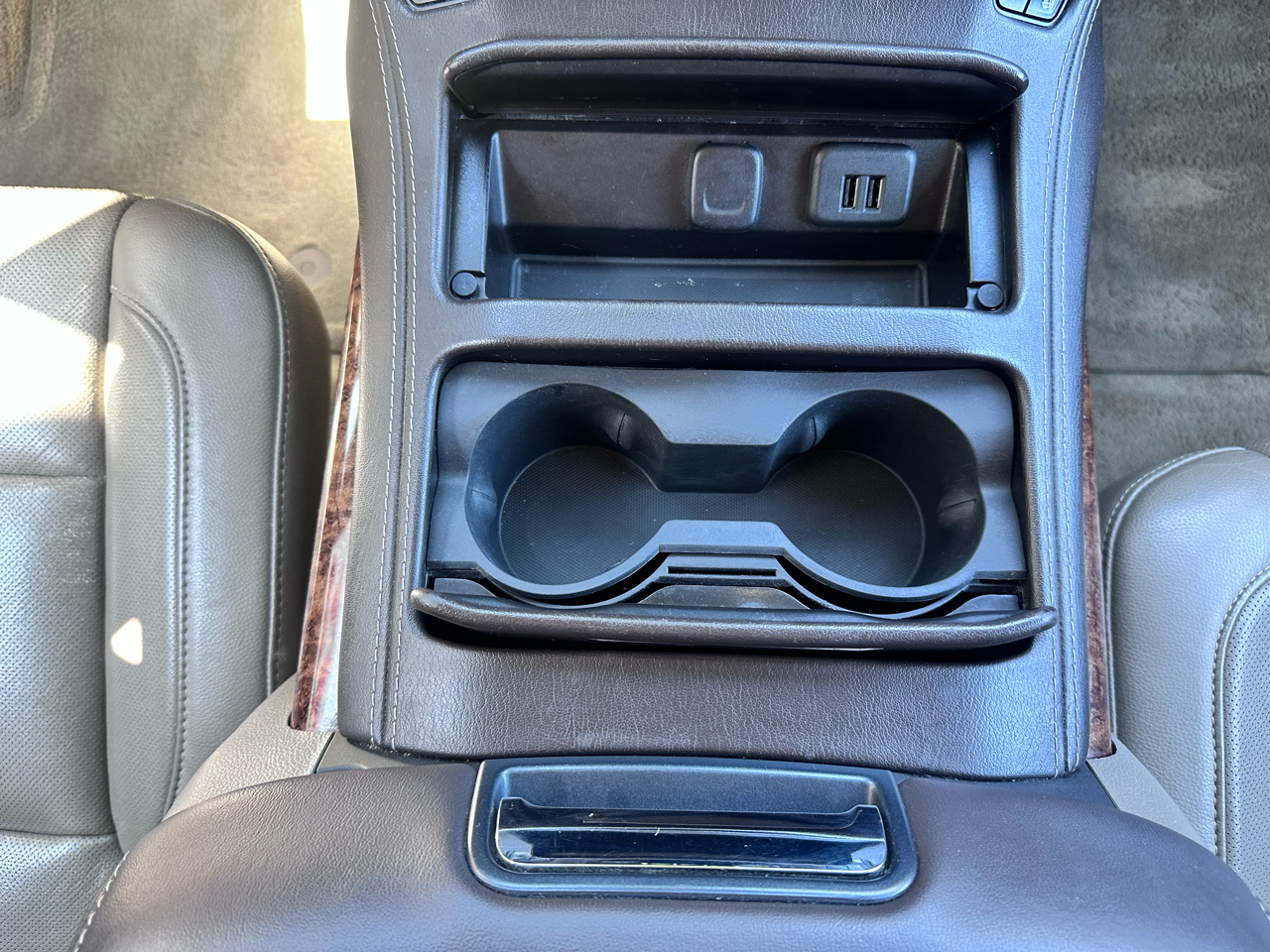 Chevrolet Suburban 4WD 4dr LTZ 2015