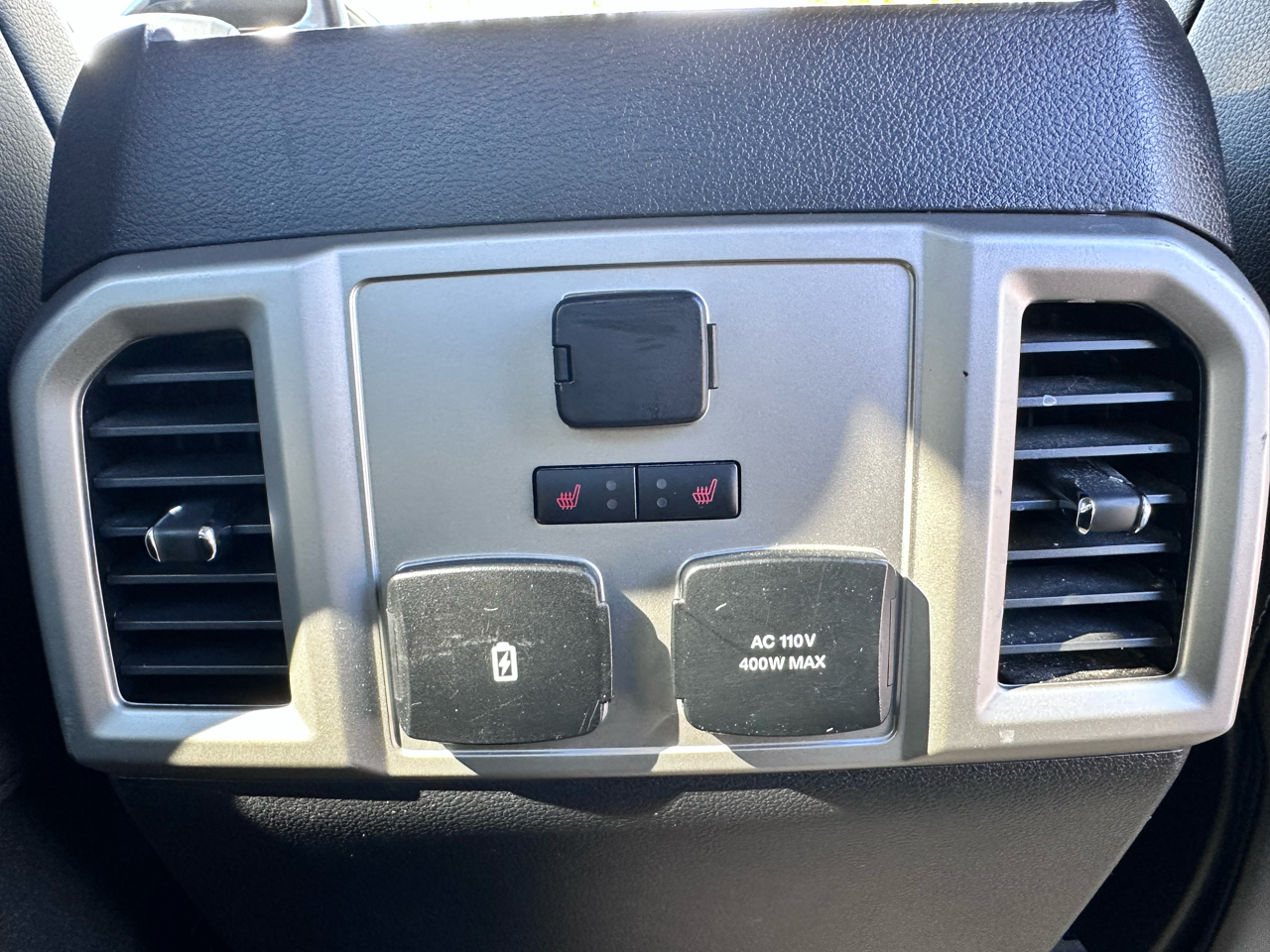 2020 Ford F-150 Lariat photo 3