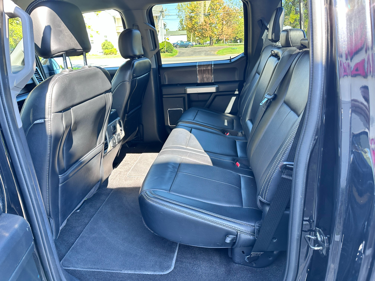 2020 Ford F-150 Lariat photo 4