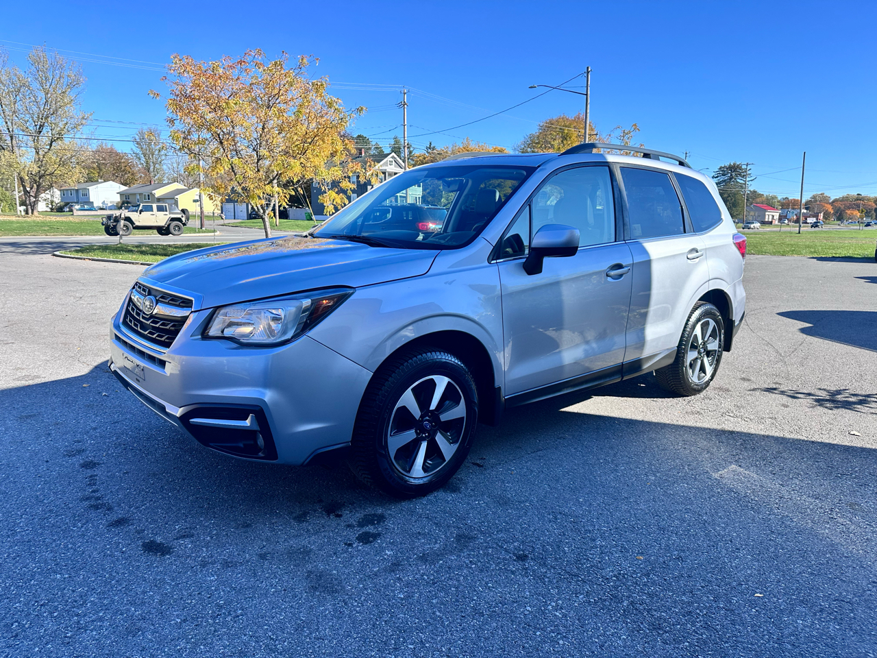 Subaru Forester 2.5i Limited CVT 2017