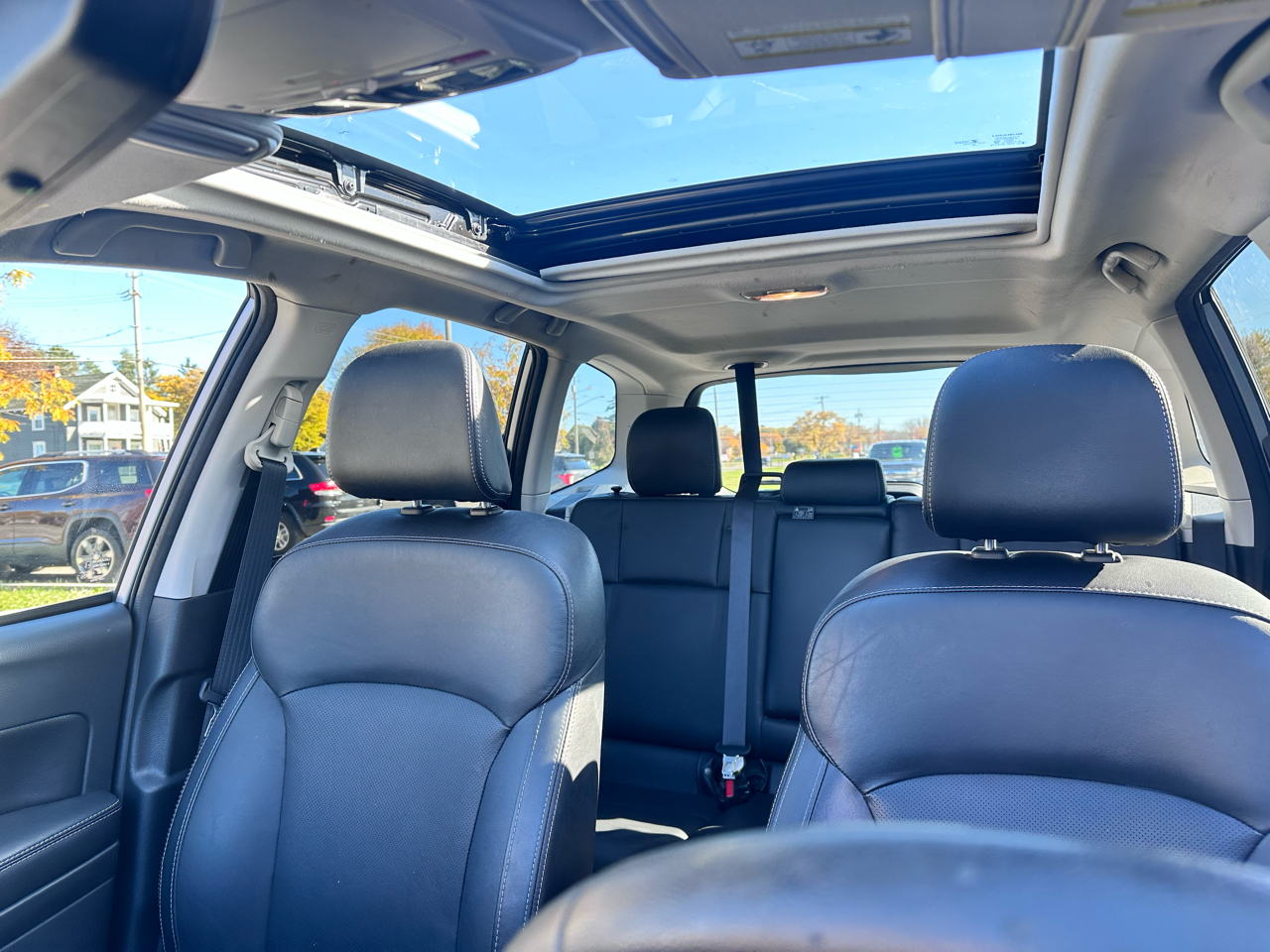 Subaru Forester 2.5i Limited CVT 2017