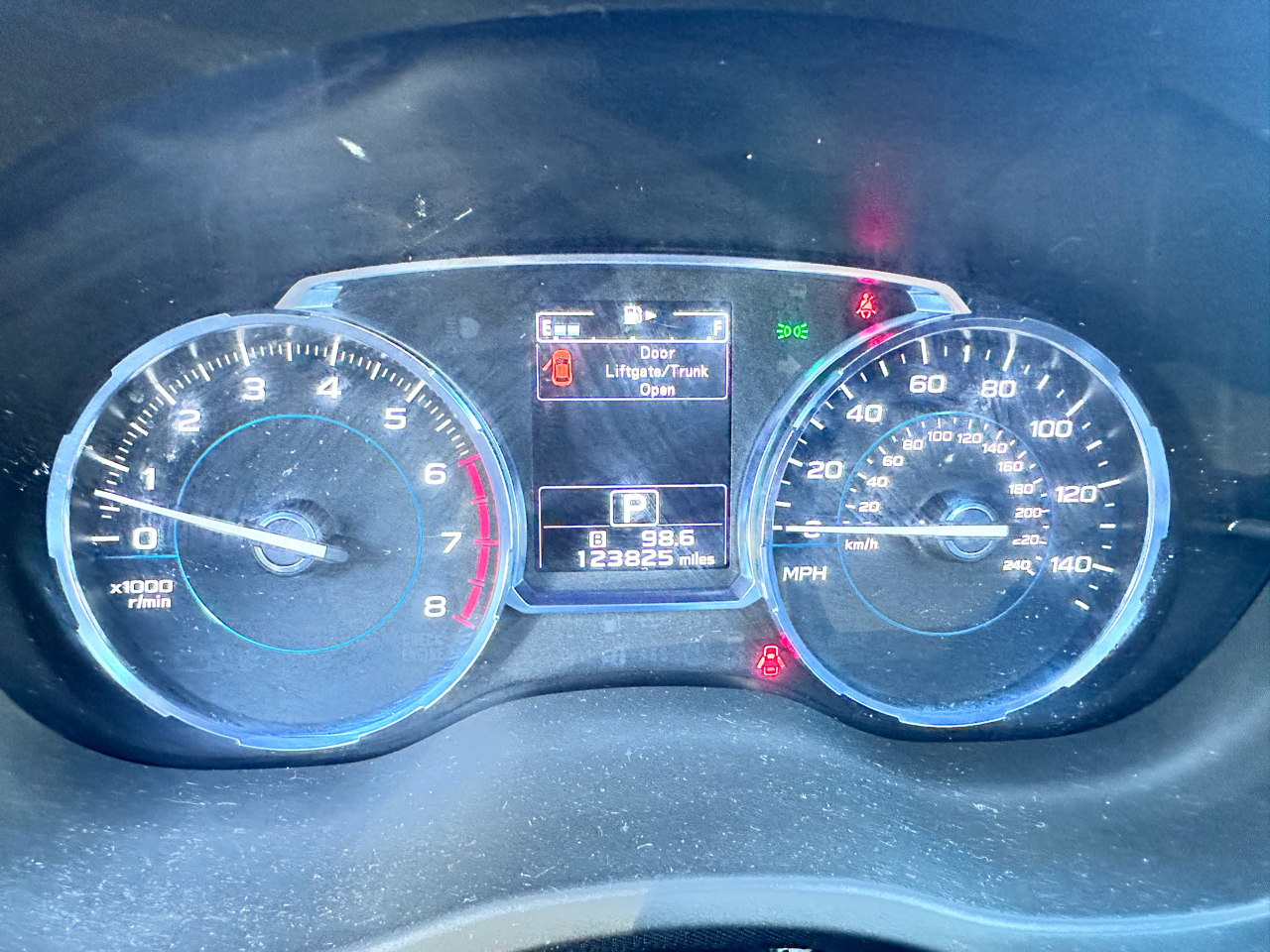 Subaru Forester 2.5i Limited CVT 2017