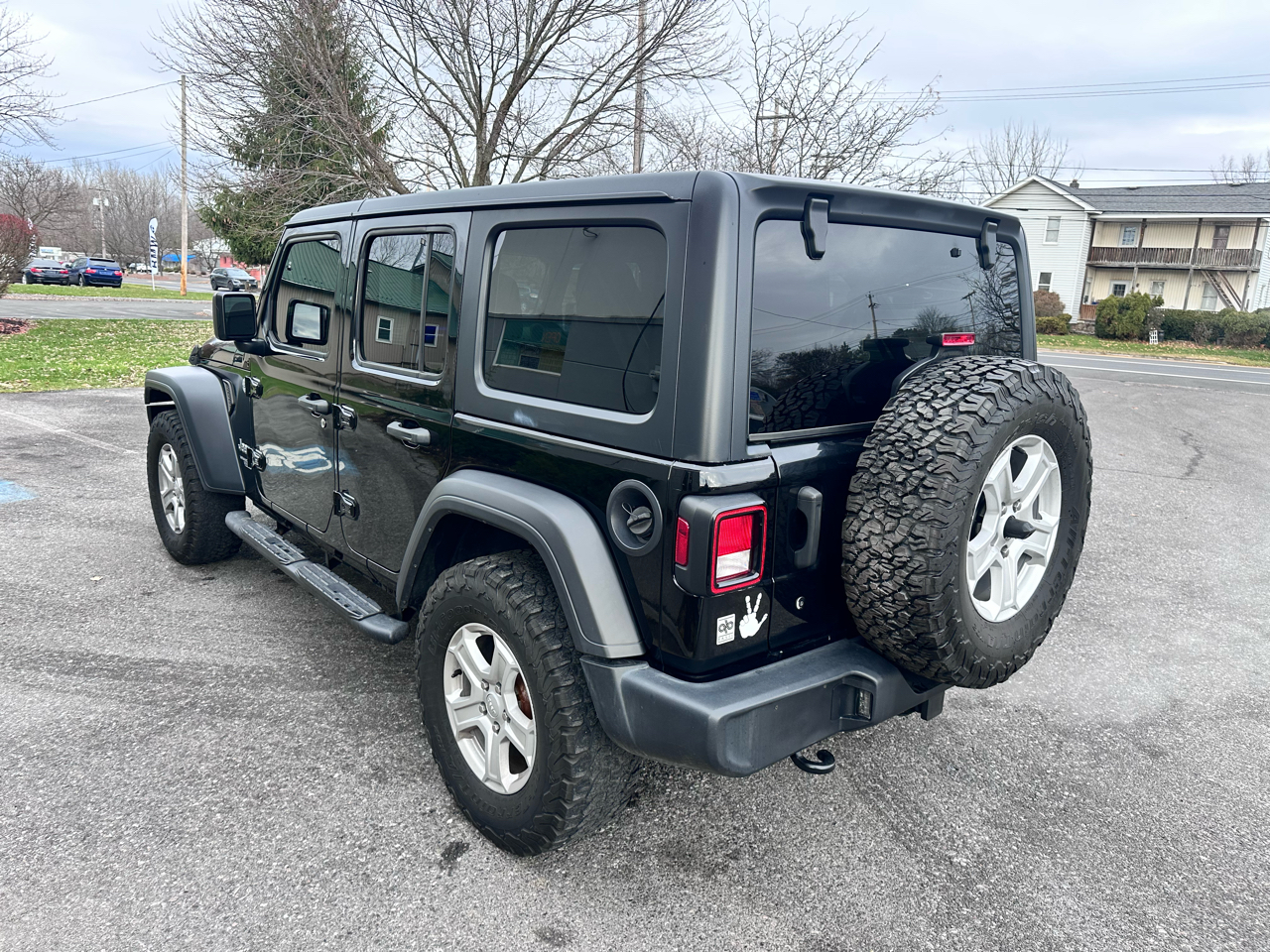 2019 Jeep Wrangler Unlimited Sport S photo 4
