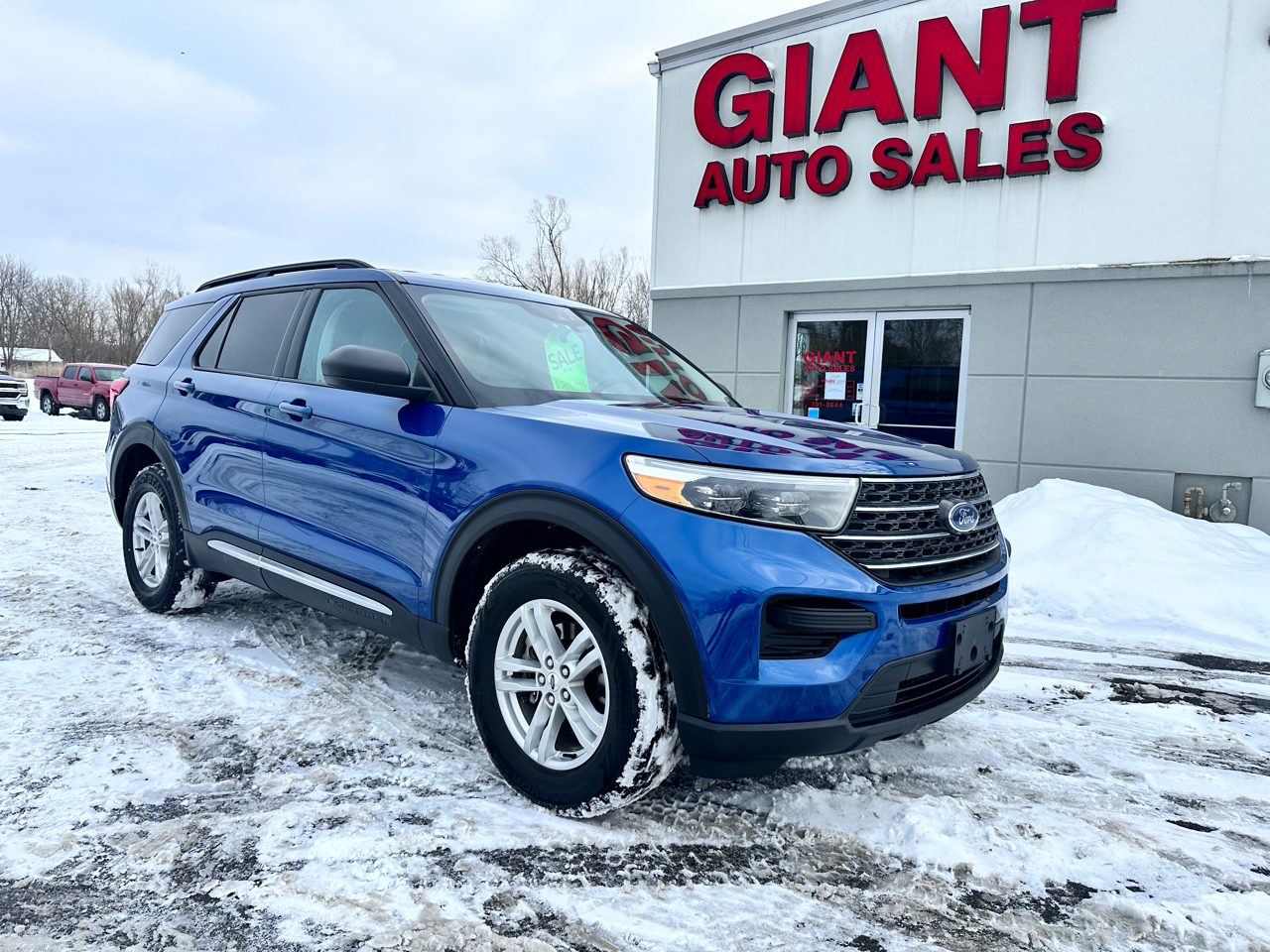 2023 Ford Explorer XLT 4WD