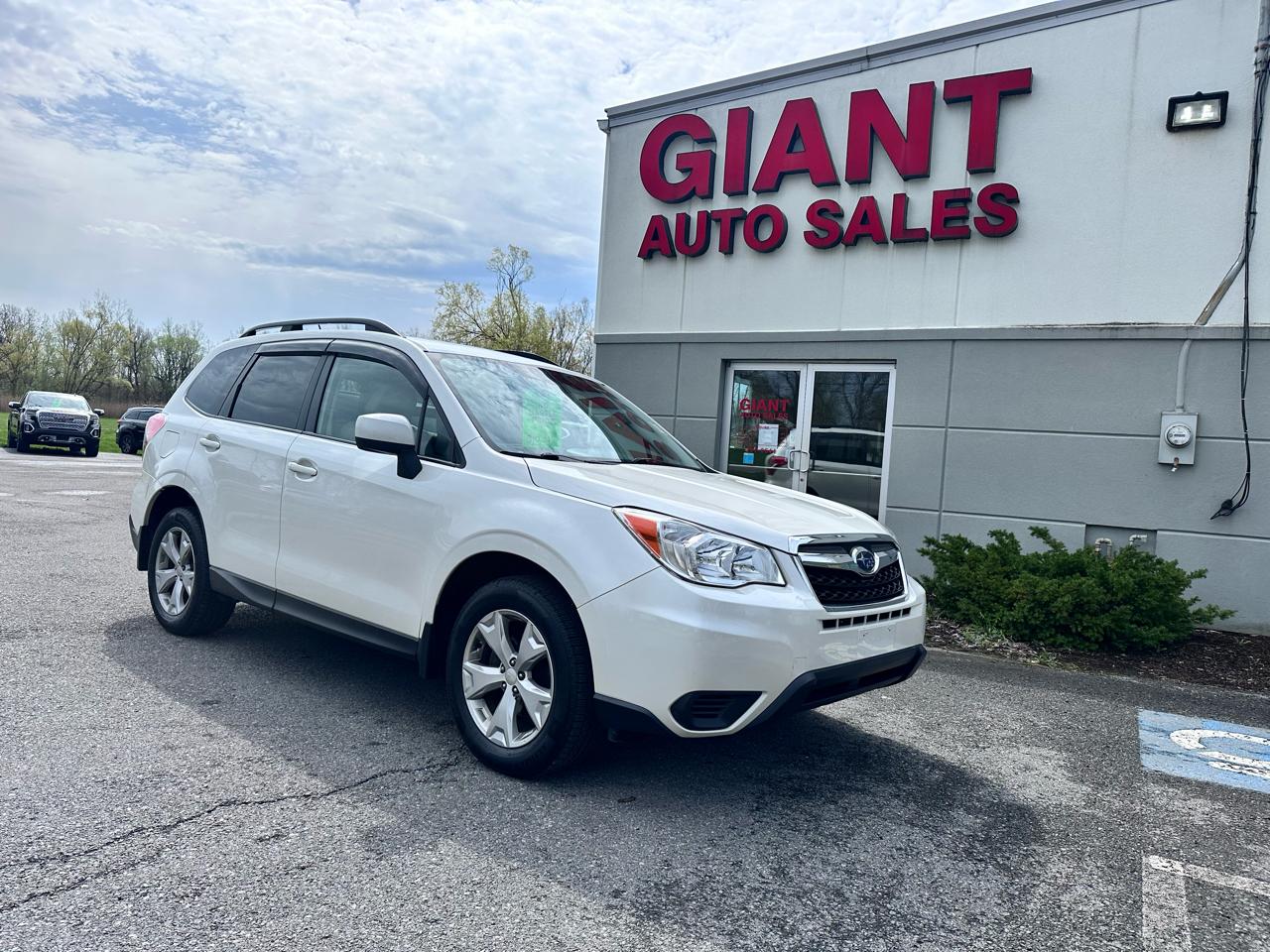 2015 Subaru Forester 4dr CVT 2.5i Premium PZEV
