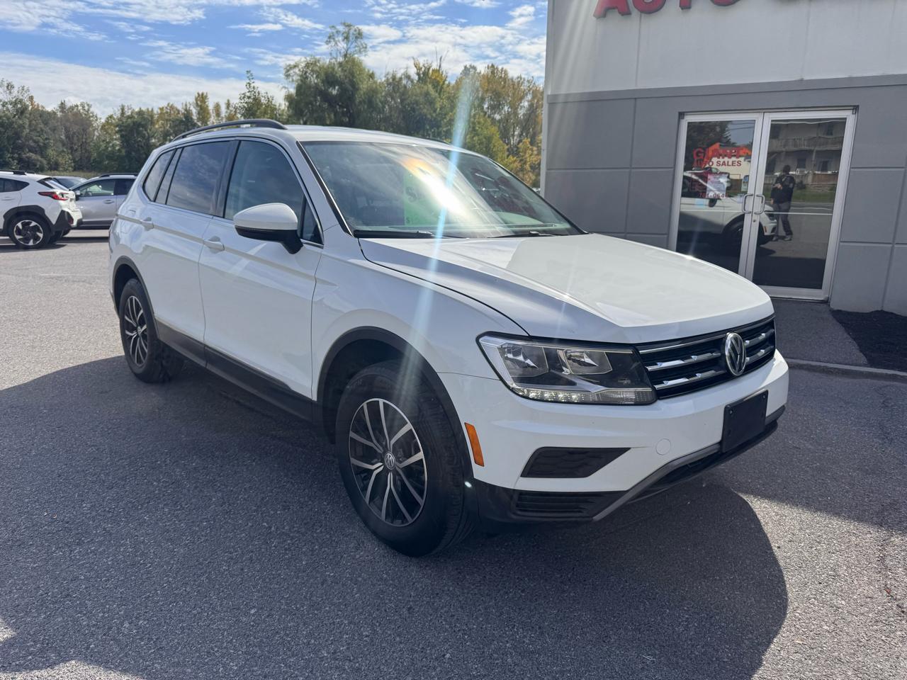 Volkswagen Tiguan photo 2