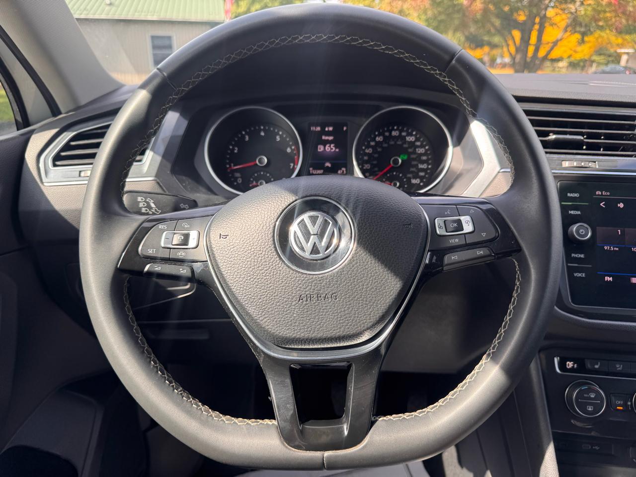 Volkswagen Tiguan photo 16