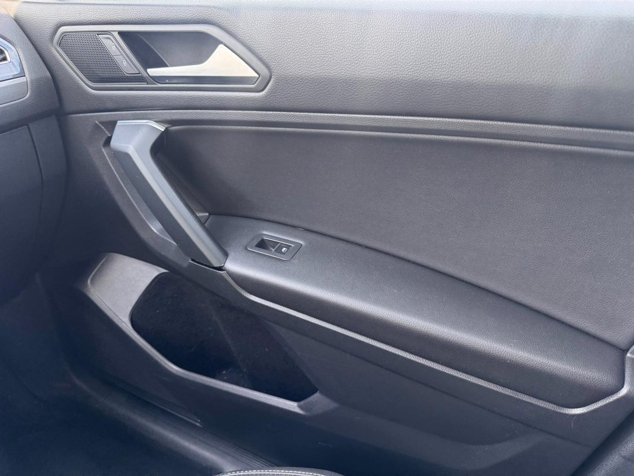 Volkswagen Tiguan photo 23