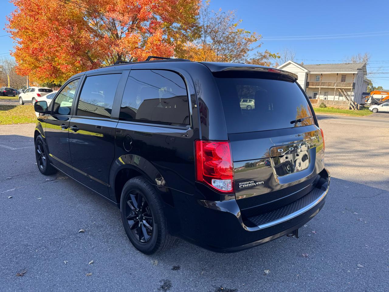 Dodge Grand Caravan photo 6
