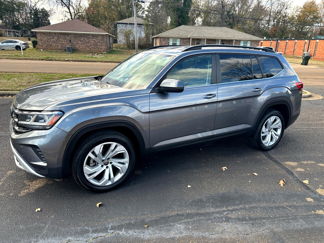 2021 Volkswagen Atlas 3.6L V6 SE w/Technology FWD *Ltd Avail*