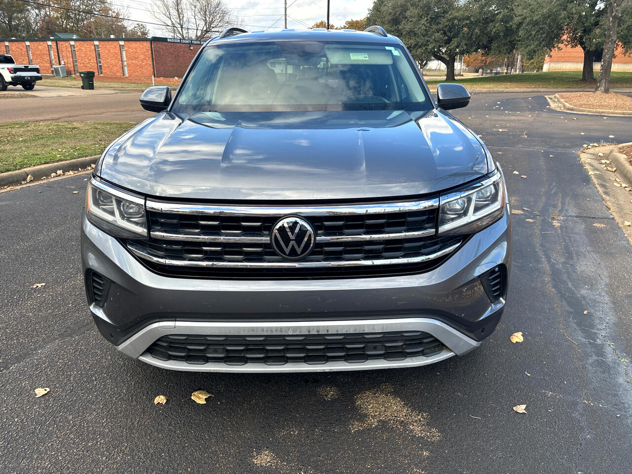 Volkswagen Atlas 3.6L V6 SE w/Technology FWD *Ltd Avail* 2021