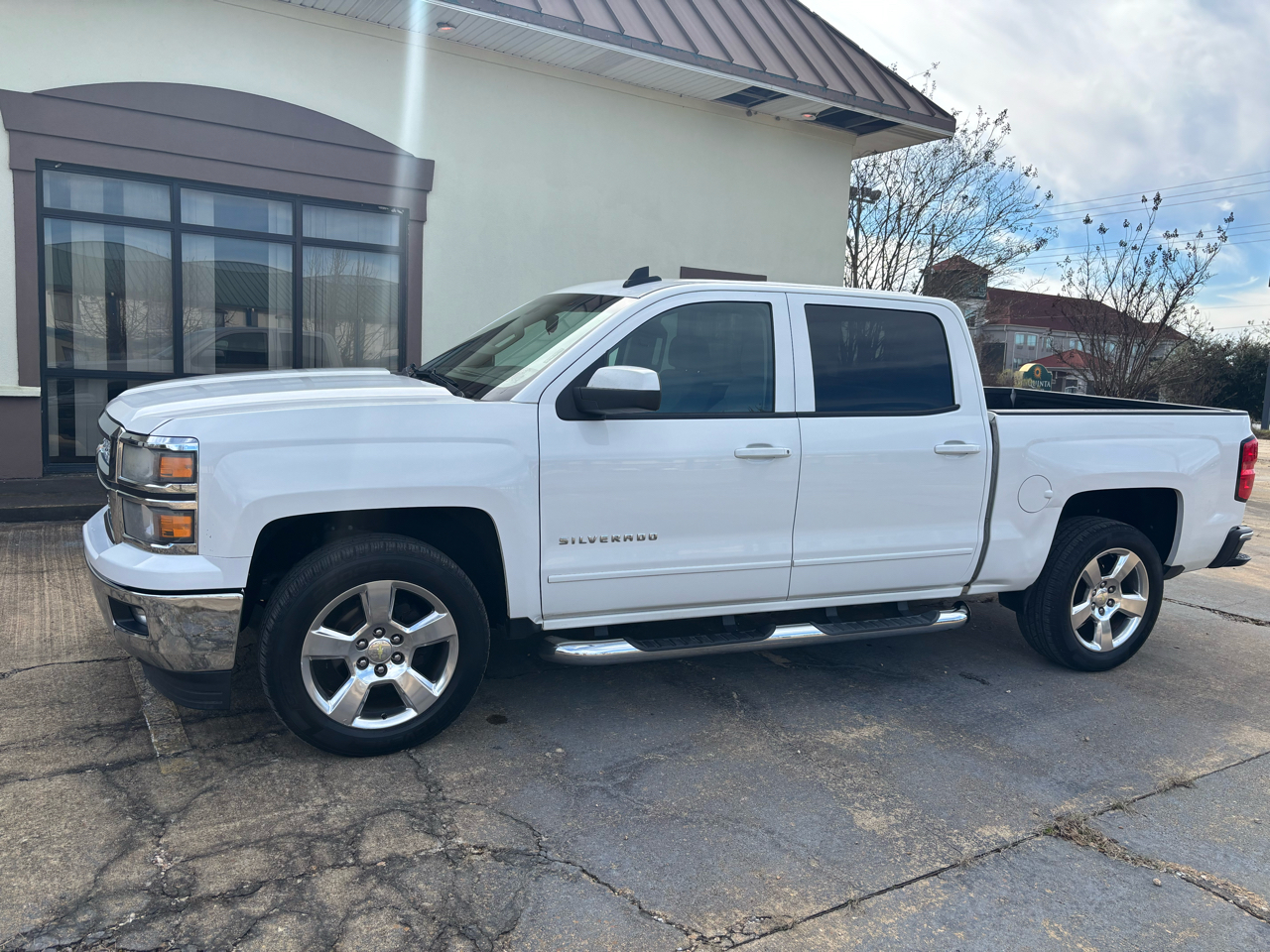 2015 Chevrolet Silverado 1500 2WD Crew Cab 143.5" LT w/1LT