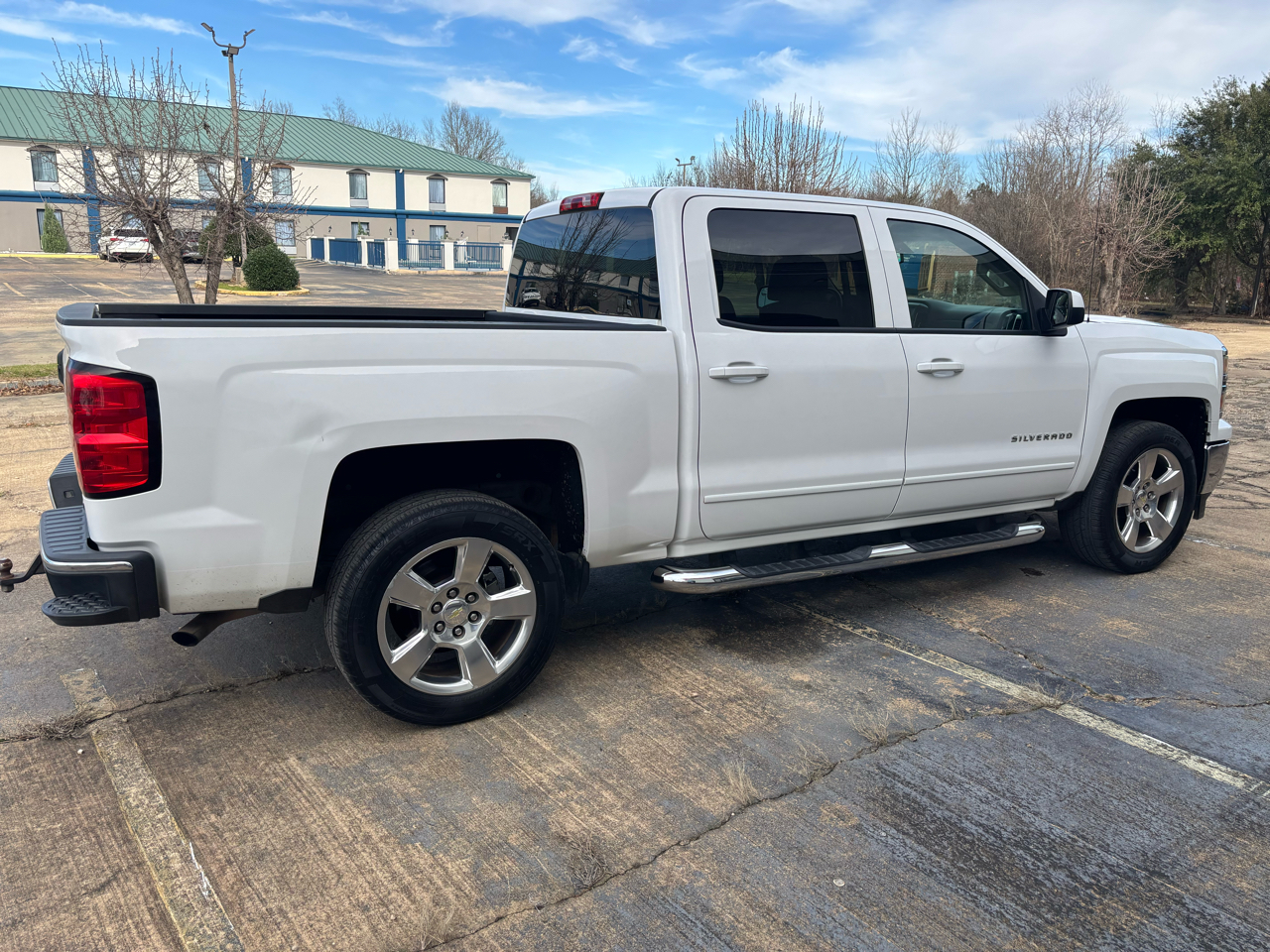 Chevrolet Silverado 1500 2WD Crew Cab 143.5" LT w/1LT 2015