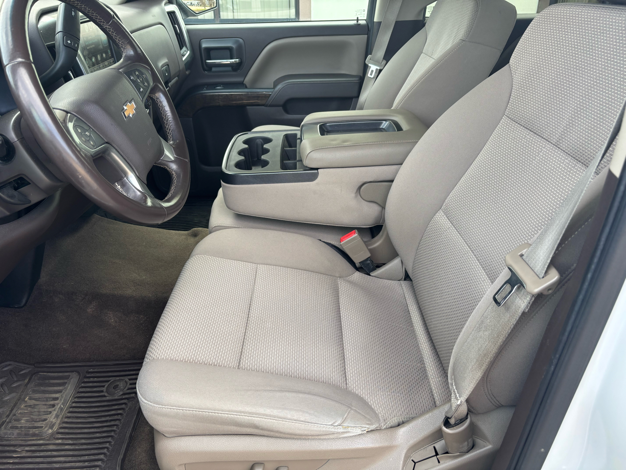 Chevrolet Silverado 1500 2WD Crew Cab 143.5" LT w/1LT 2015