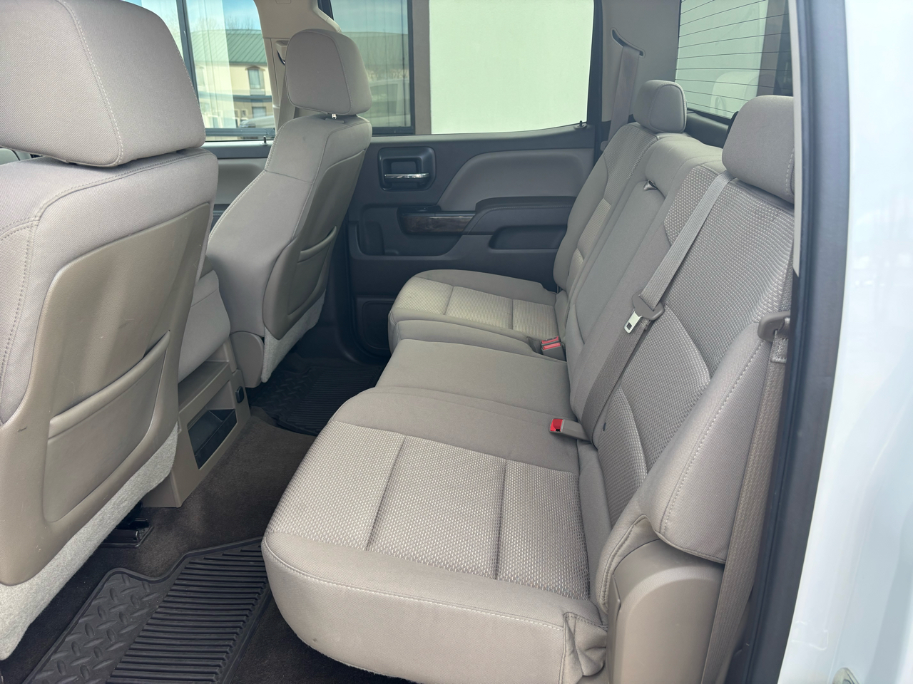 Chevrolet Silverado 1500 2WD Crew Cab 143.5" LT w/1LT 2015