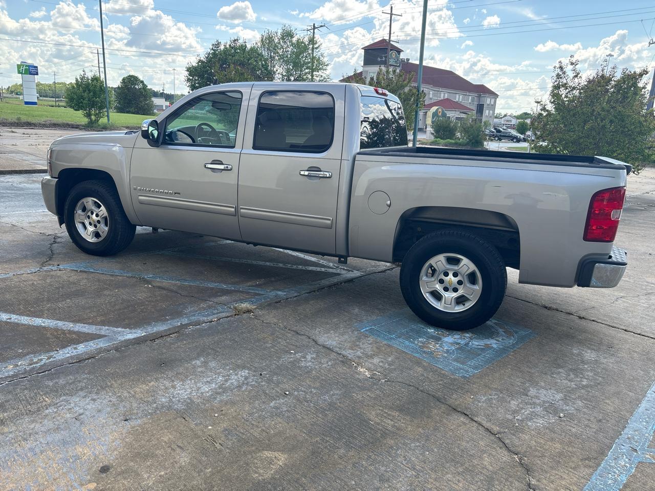 Chevrolet Silverado 1500 2WD Crew Cab 143.5" Xtra Fuel Economy 2009