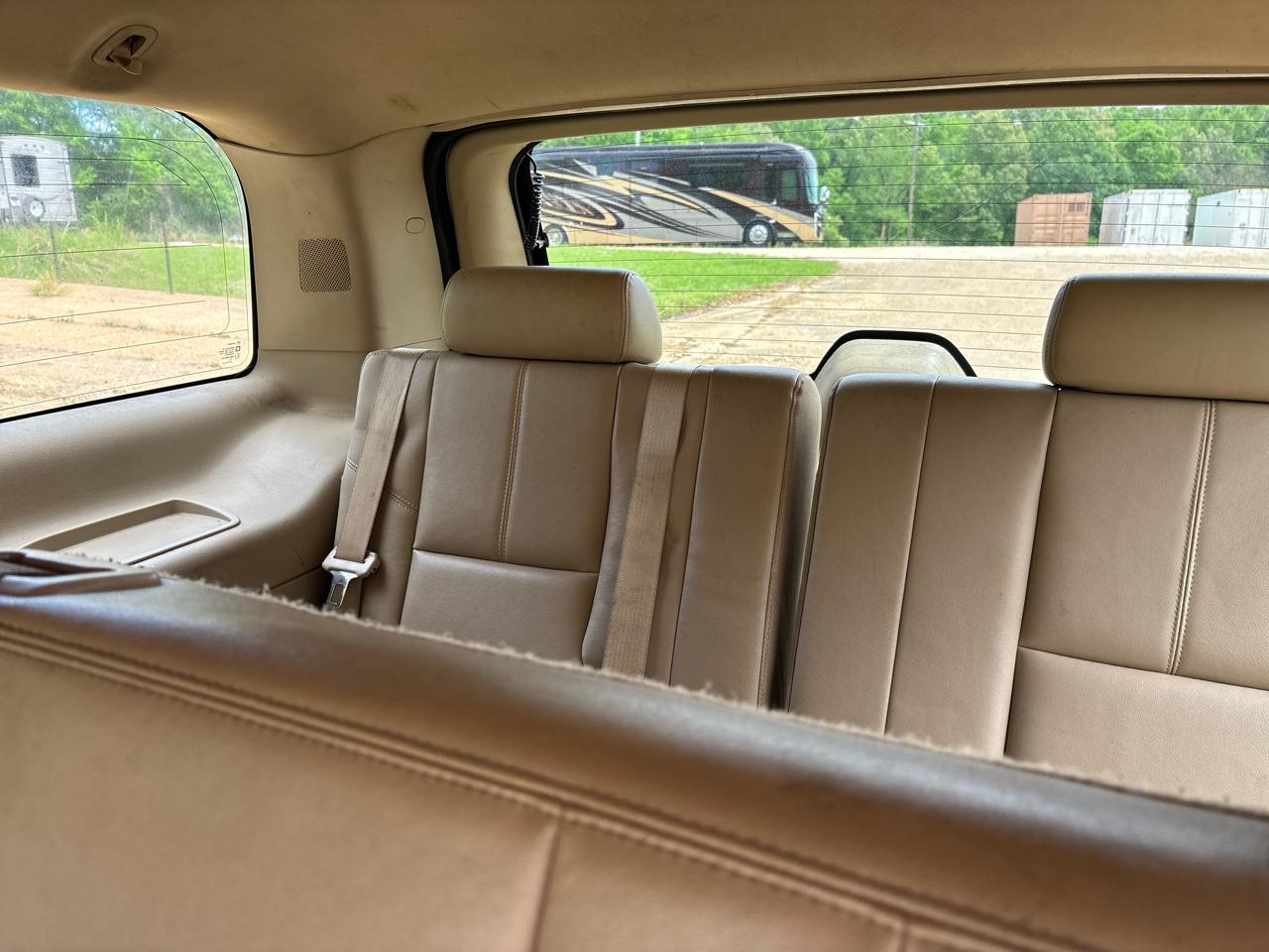 Chevrolet Tahoe 2WD 4dr 1500 LT 2012