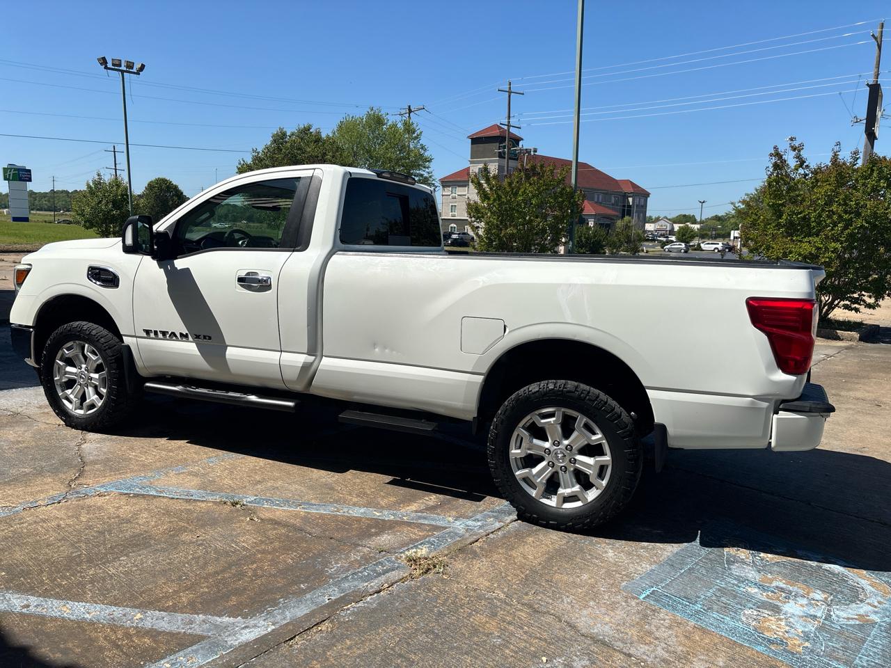 Nissan Titan XD 4x2 Diesel Single Cab SV 2017