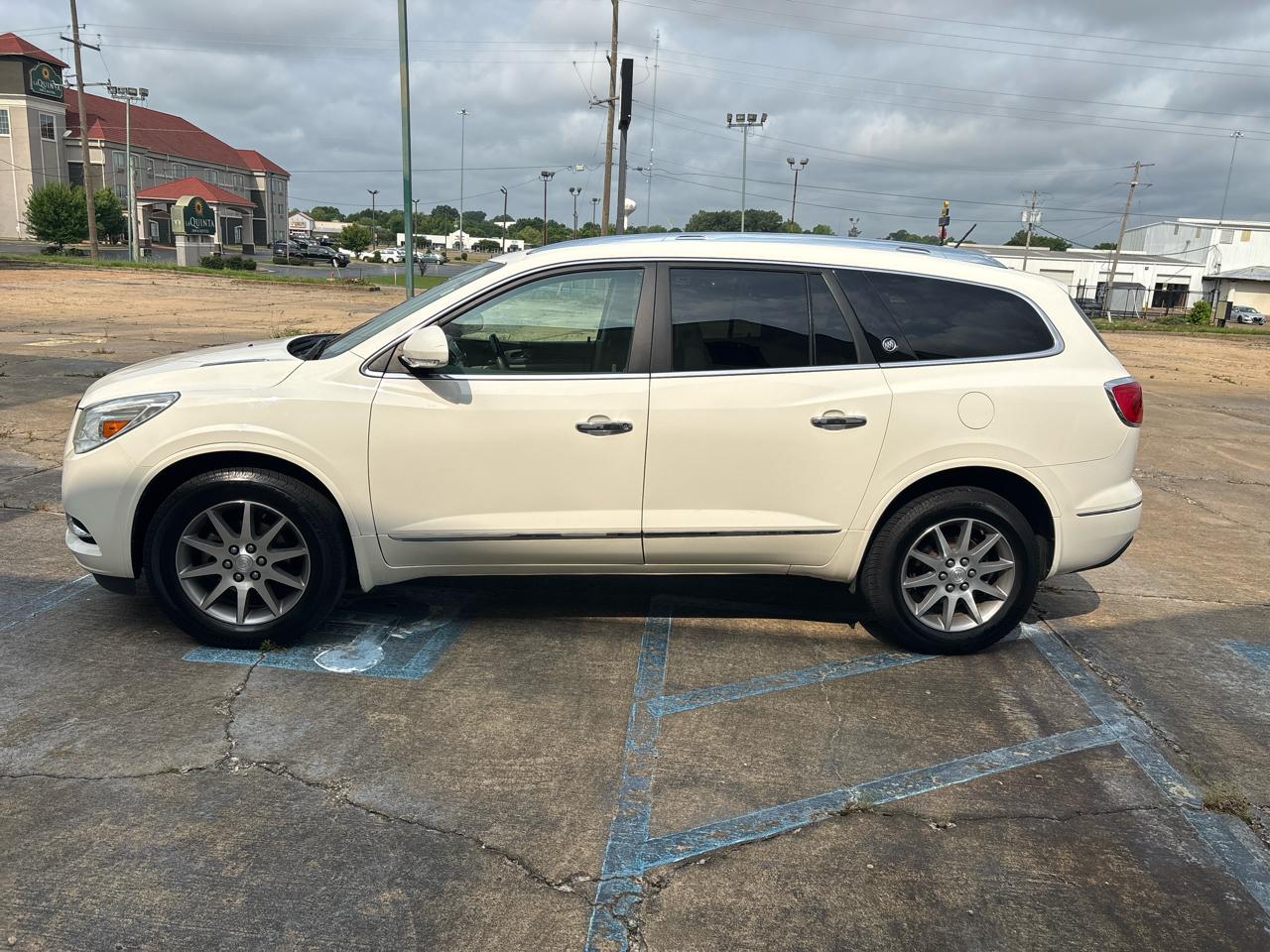 2015 Buick Enclave FWD 4dr Leather