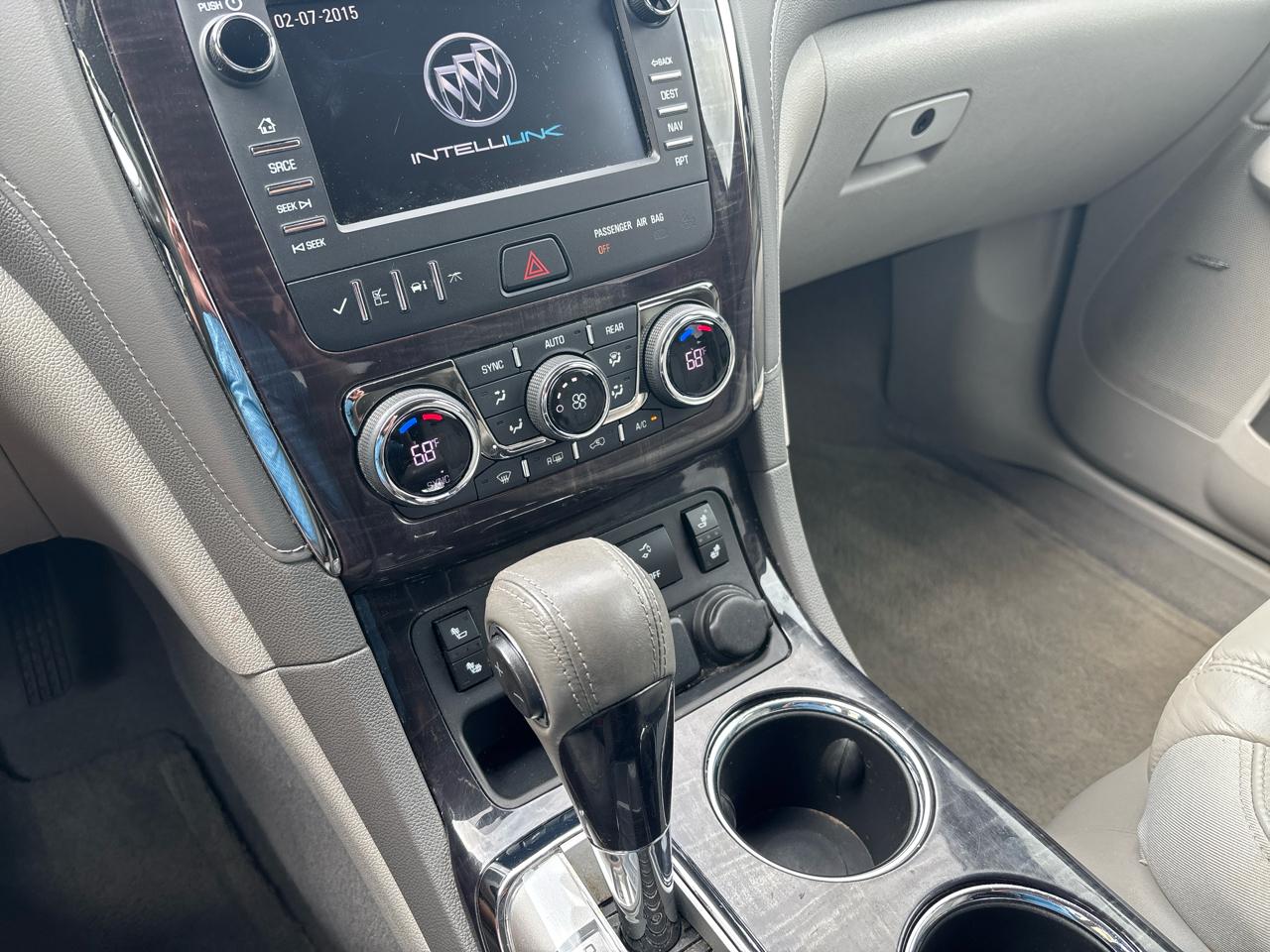 Buick Enclave FWD 4dr Leather 2015