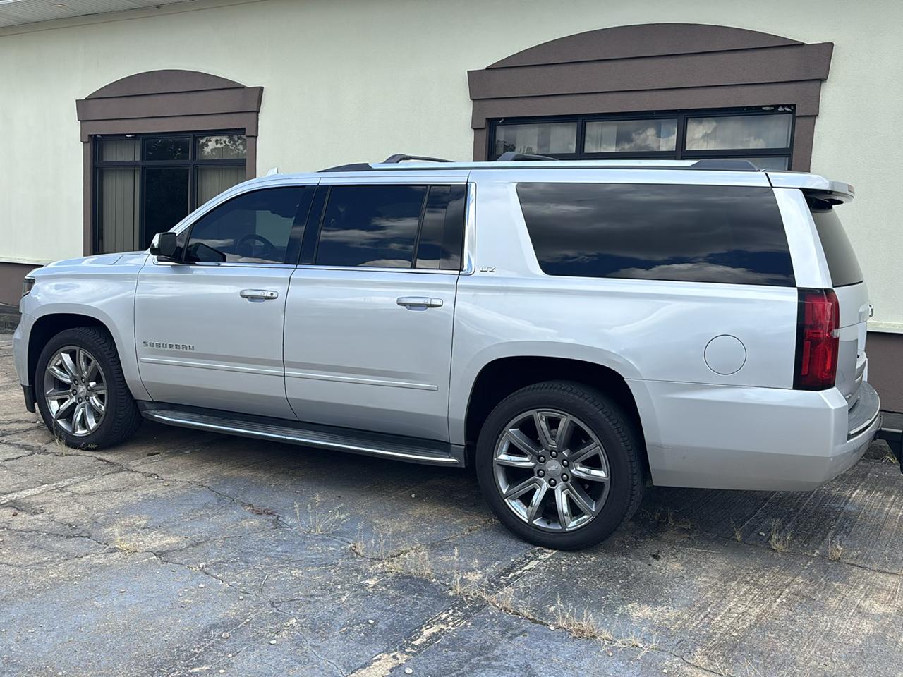 Chevrolet Suburban 2WD 4dr LTZ 2015