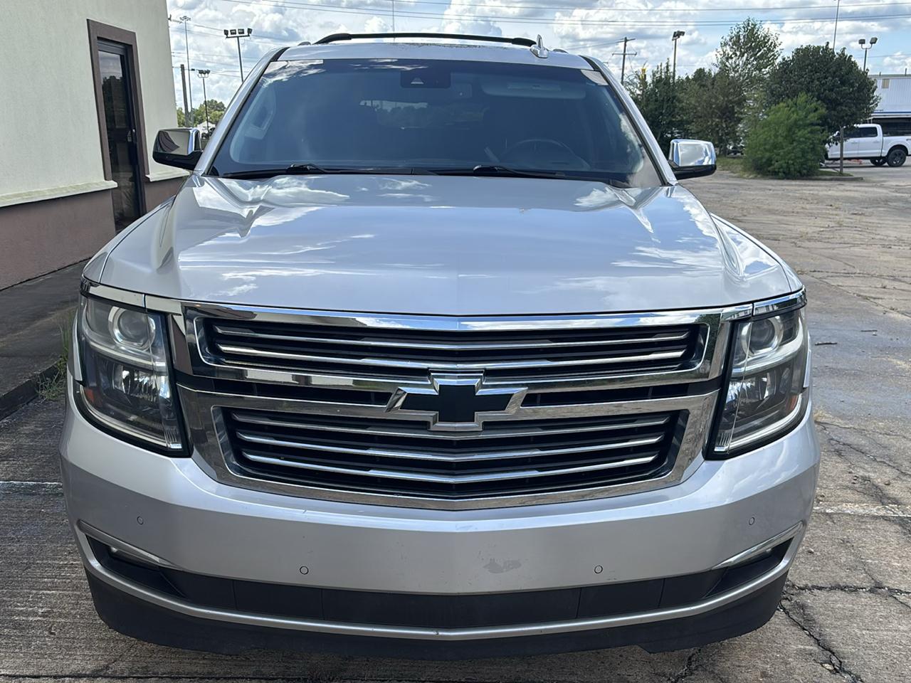 Chevrolet Suburban 2WD 4dr LTZ 2015
