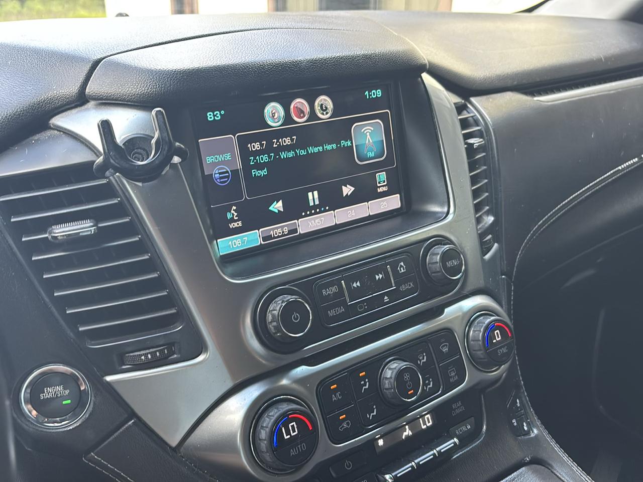 Chevrolet Suburban 2WD 4dr LTZ 2015