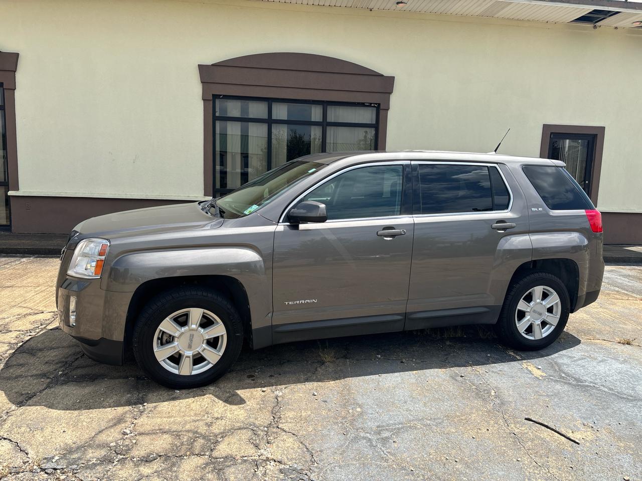 2010 GMC Terrain FWD 4dr SLE-1