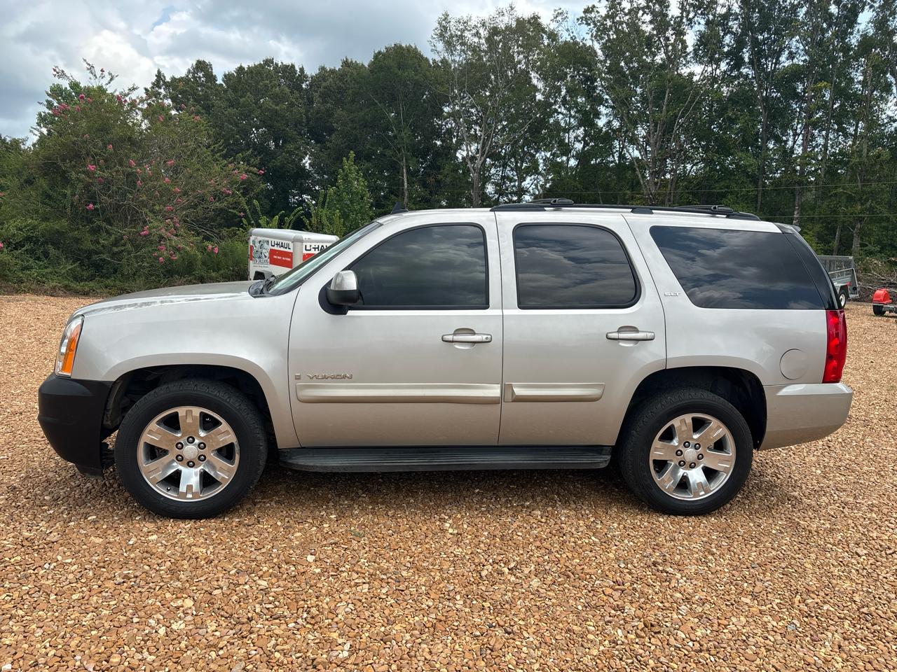 2009 GMC Yukon 2WD 4dr 1500 SLT w/4SB