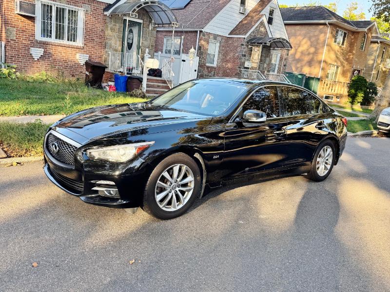2017 INFINITI Q50