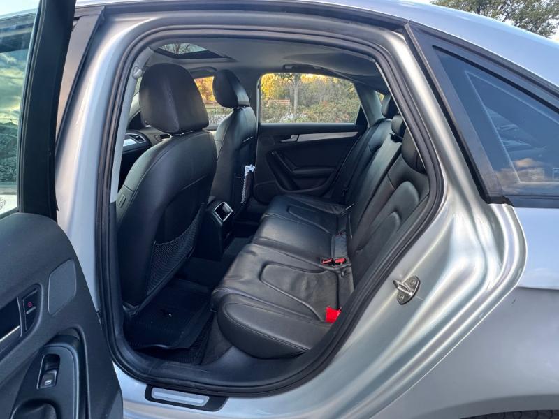 Audi A4 2.0 T Sedan quattro Tiptronic 2009 Audi A4 2.0 T Sedan quattro Tiptronic 2009