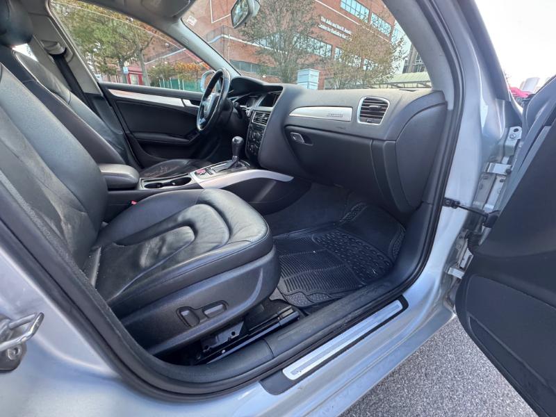 Audi A4 2.0 T Sedan quattro Tiptronic 2009 Audi A4 2.0 T Sedan quattro Tiptronic 2009
