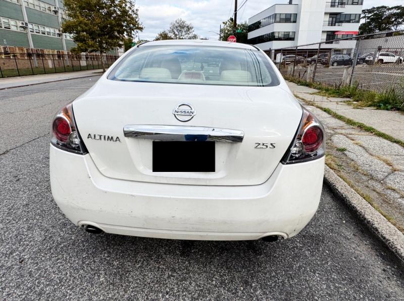 Nissan Altima 2.5 S 2010 Nissan Altima 2.5 S 2010